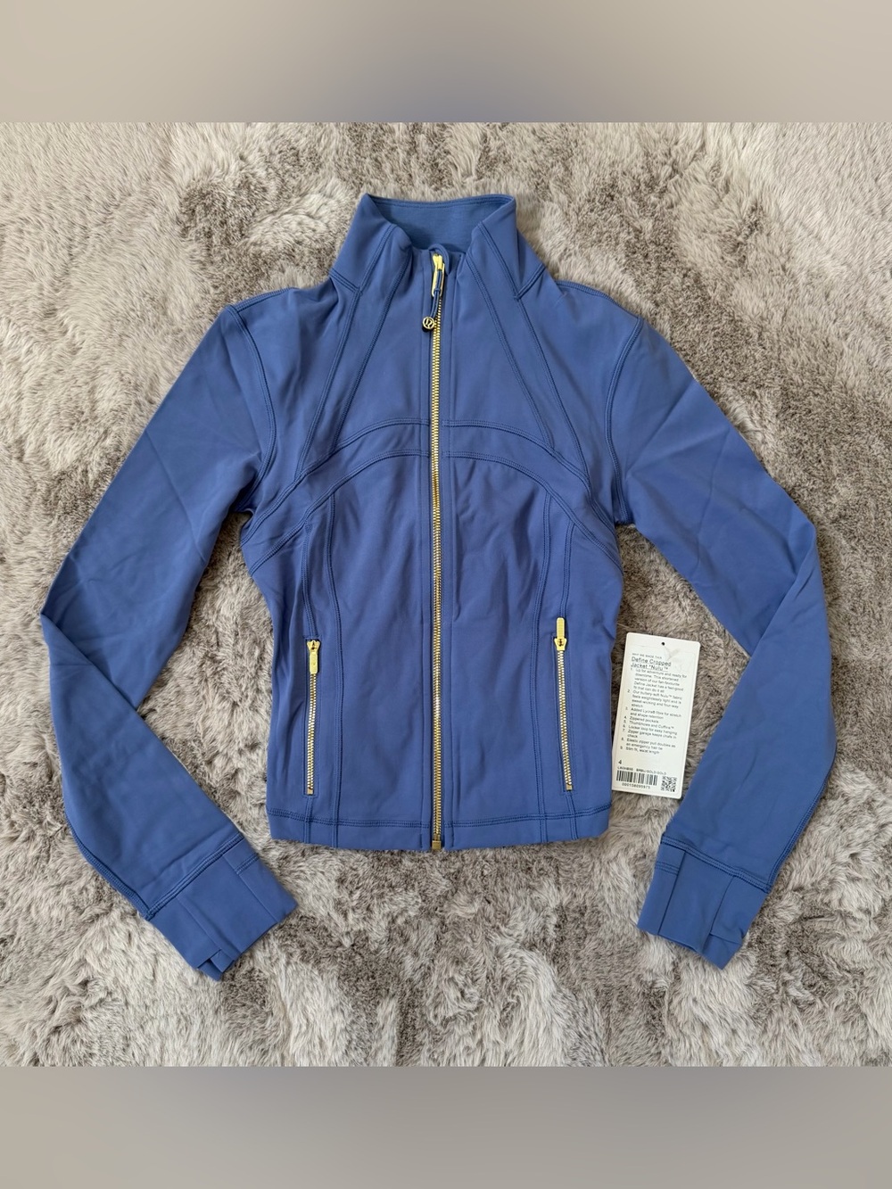 NWT - Lululemon Define Cropped Jacket - Brilliant Blue